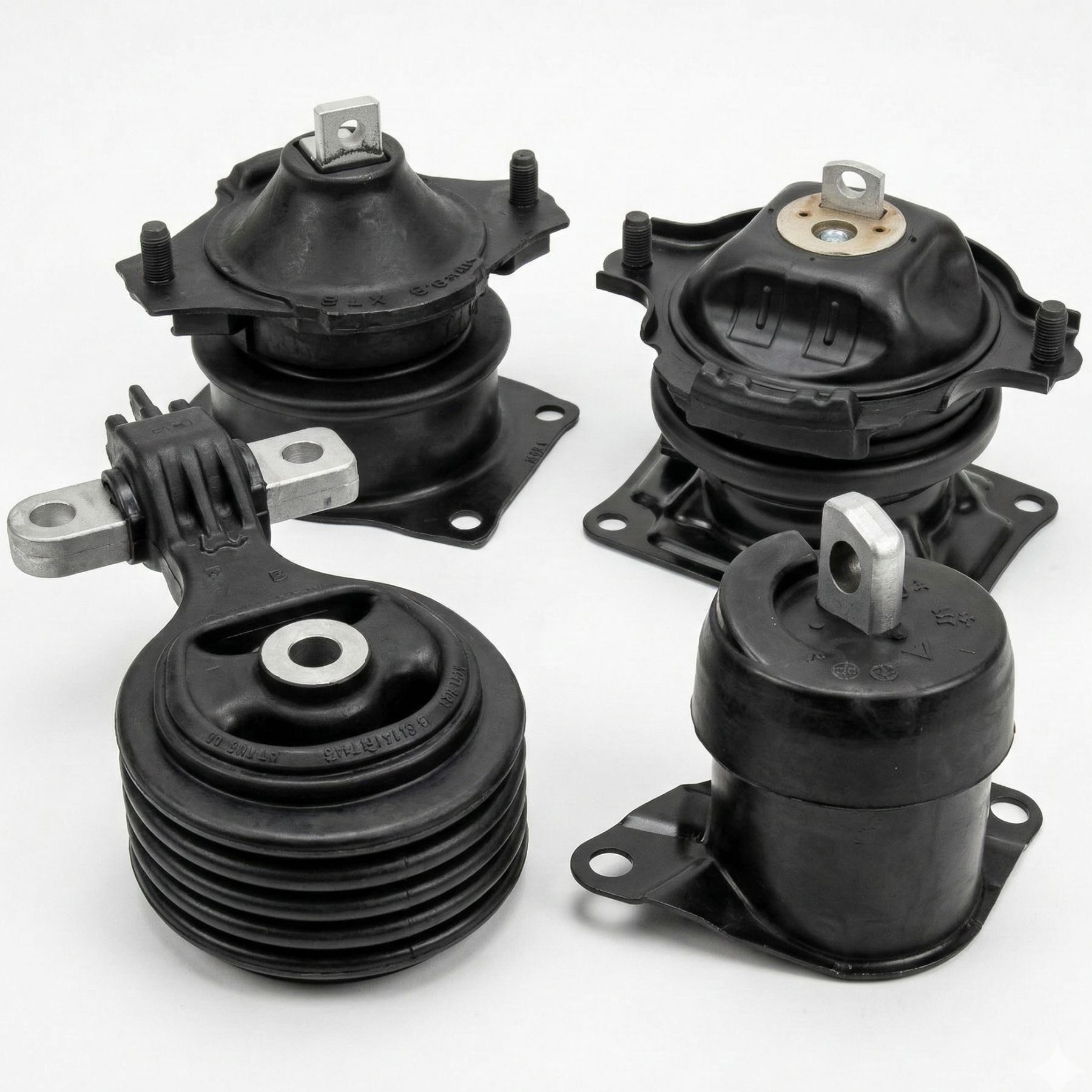 Кріплення двигуна