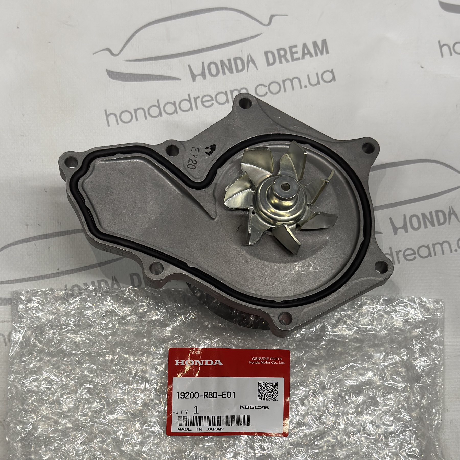 Насос системи охолодження двигуна (19200RBDE01)